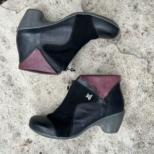 Portofino zip front ankle boots, size 41